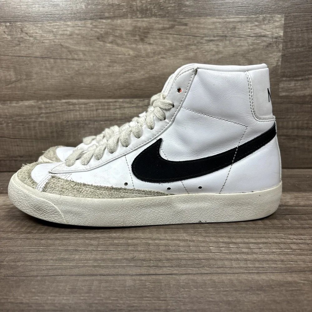 Nike Blazer Mid 77 White Black Womens US Size 8 EUR 39 CZ1055-100 Sneakers